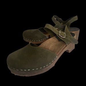 Sandgrens Saragasso Olive Clogs